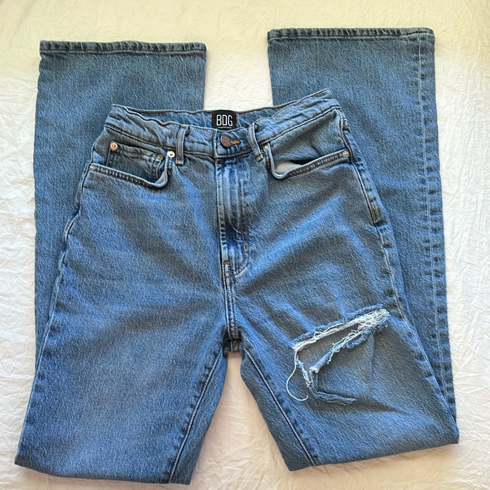 BDG URBAN OUTFITTERS FLARE MEDIUM JEANS